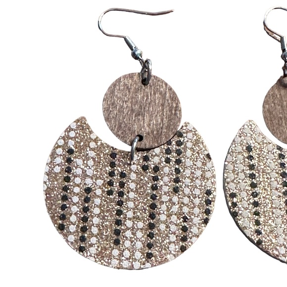 Wooden and Leather Geometric Drop Style Earrings - Picture 3 of 6